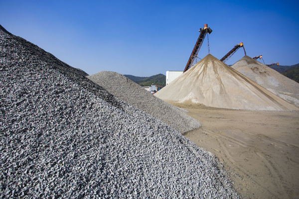 河砂禁采，機制砂興起，投資制砂設備，請認準唐山金路