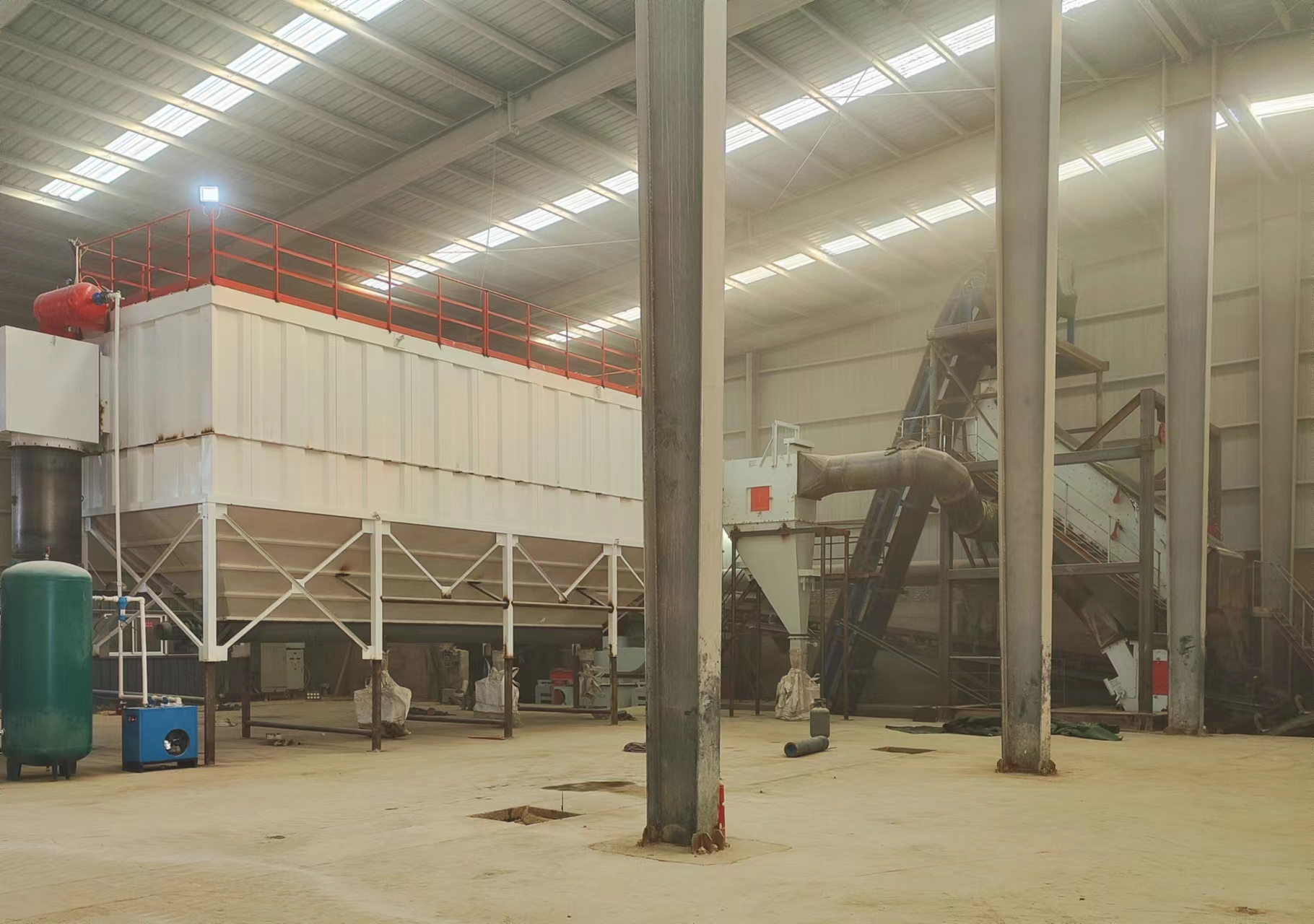 與平面制砂相比，干法制砂樓有哪些優(yōu)勢(shì)？